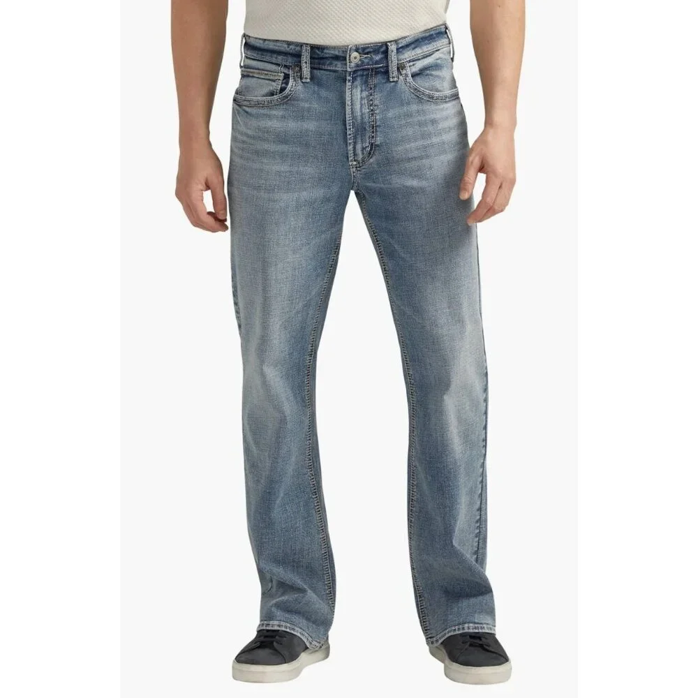 Silver Men's Zac Straight Leg Jeans Light Wash‎ Size 38 (Inseam 28.5